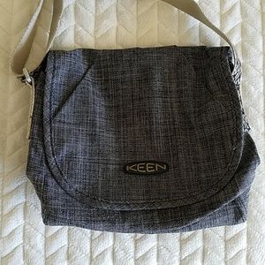 Keen crossbody bag